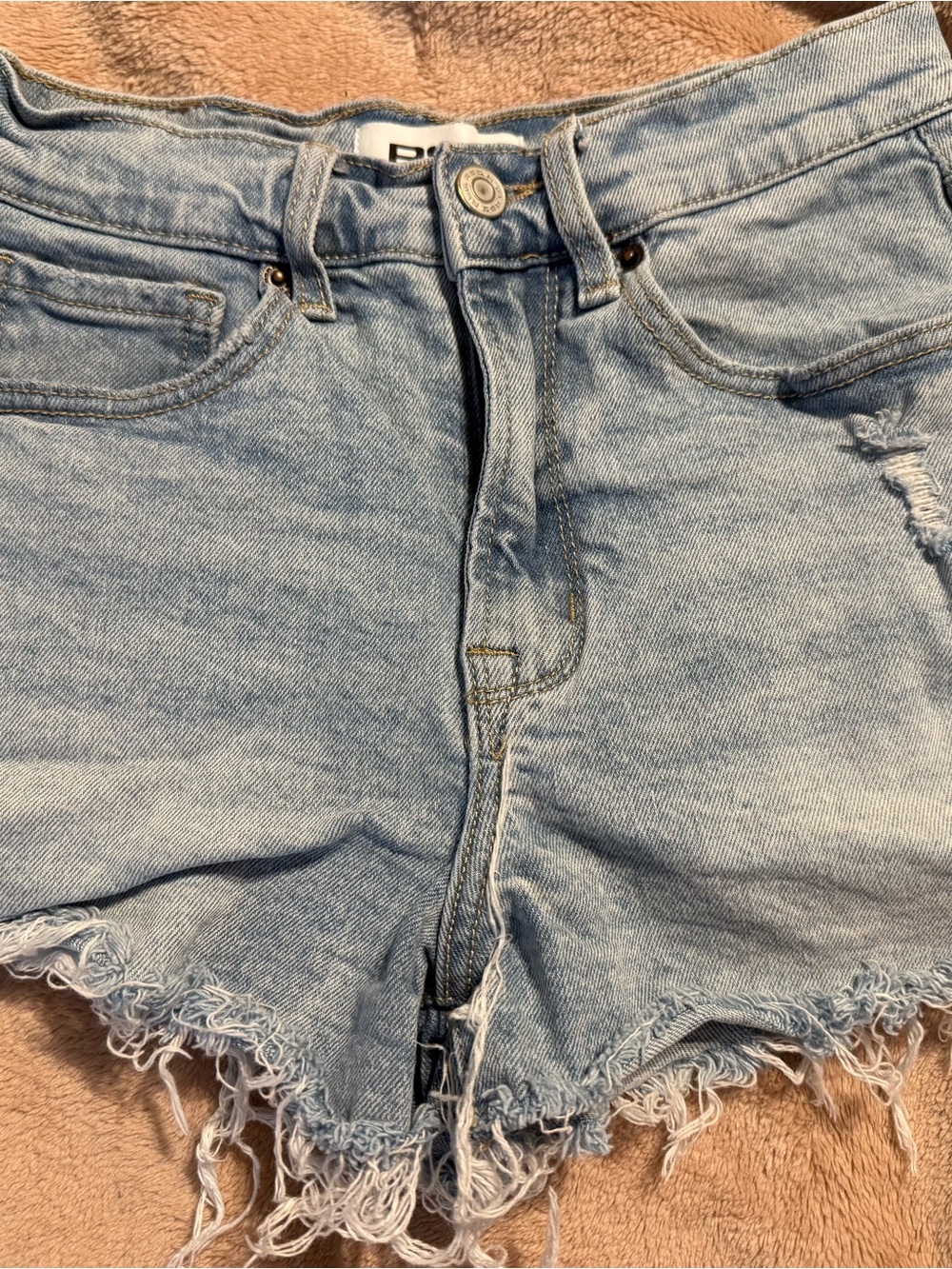 RSQ Light Wash Frayed Hem Denim Shorts